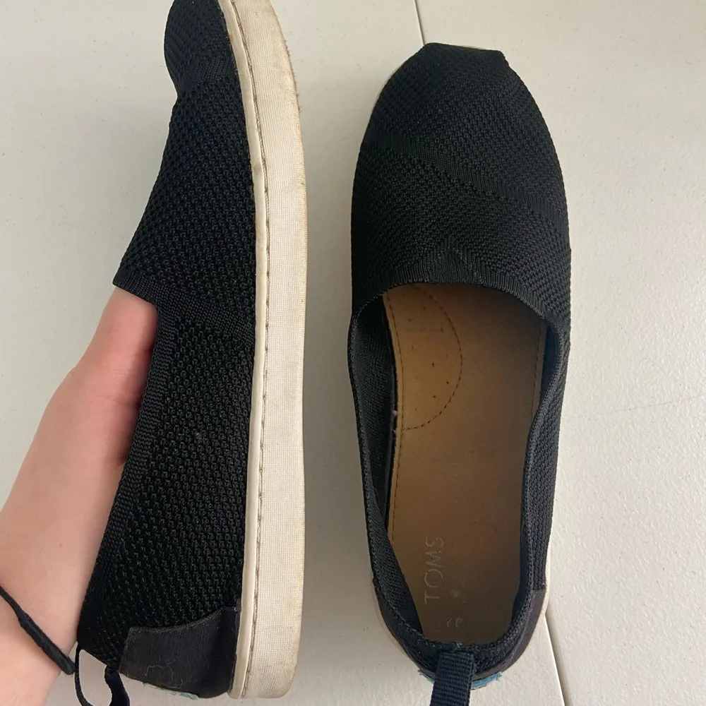 TOMS women’s solid black knit alpargata espadrilles slip on flats casual shoes 6